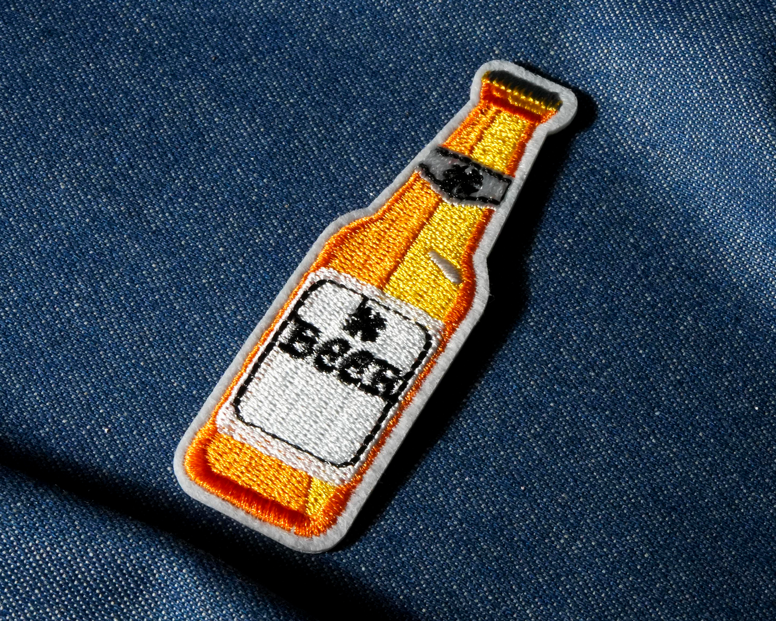 Beer Bottle Alcohol Patch Iron On (8 x 2.6cm)