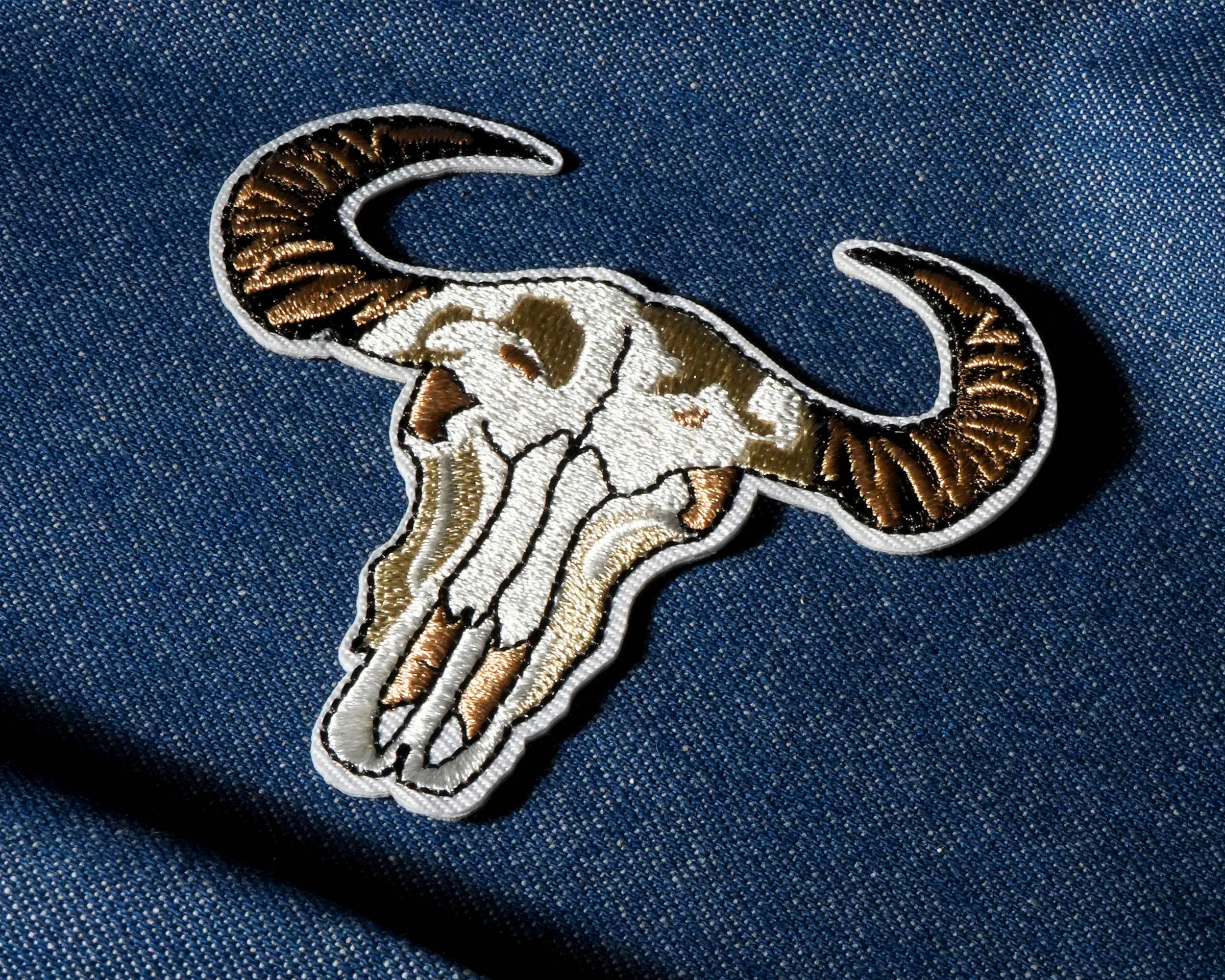 Buffalo Skull Wild West Patch Iron On (8 x 7cm)