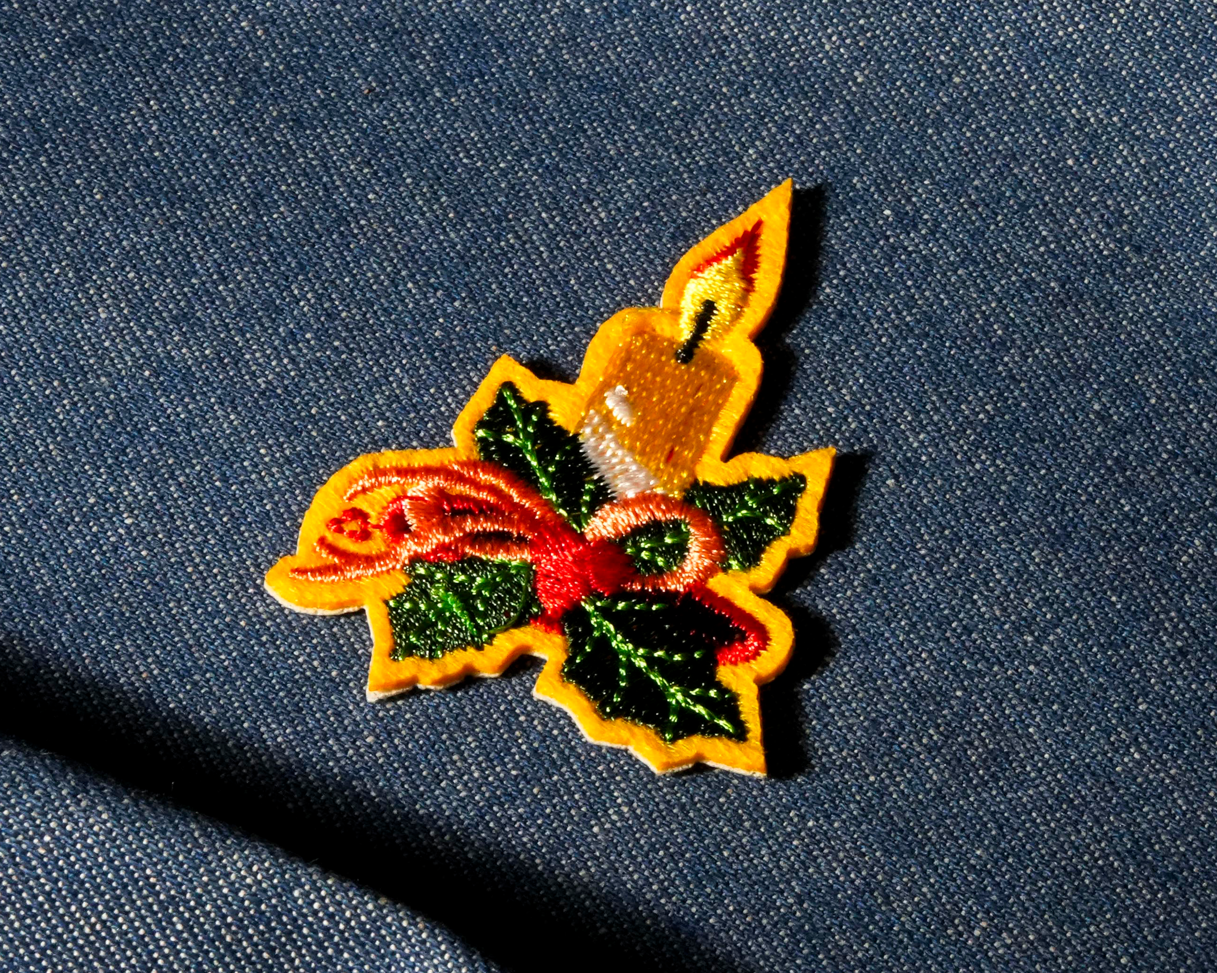 Christmas Candle Festive Patch Iron On (4 x 5cm)