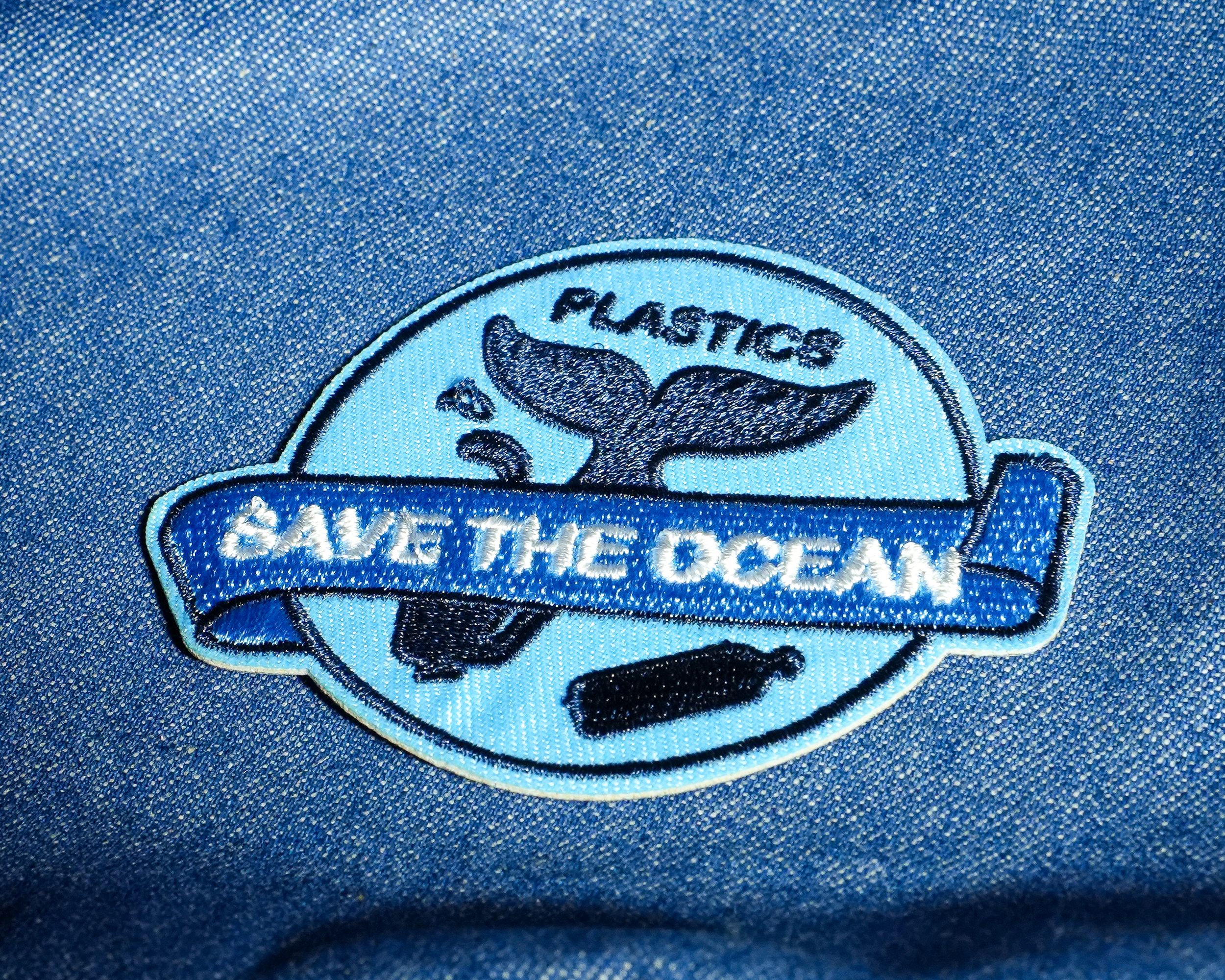 Ocean Whale Plastic Tale Embroidery Patch (8 x 6cm)