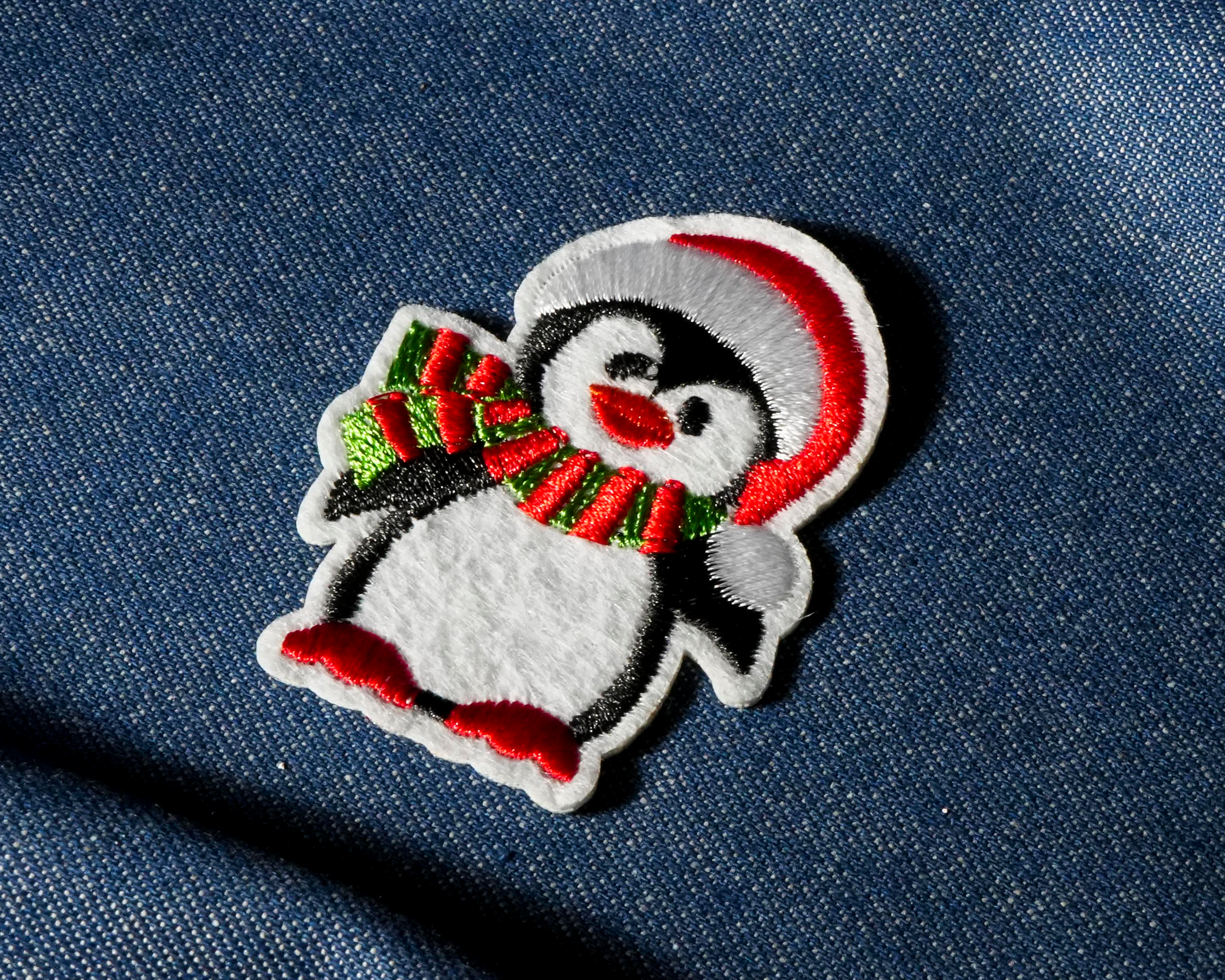 Festive Penguin Patch Iron On (4 x 6cm) (Copy)