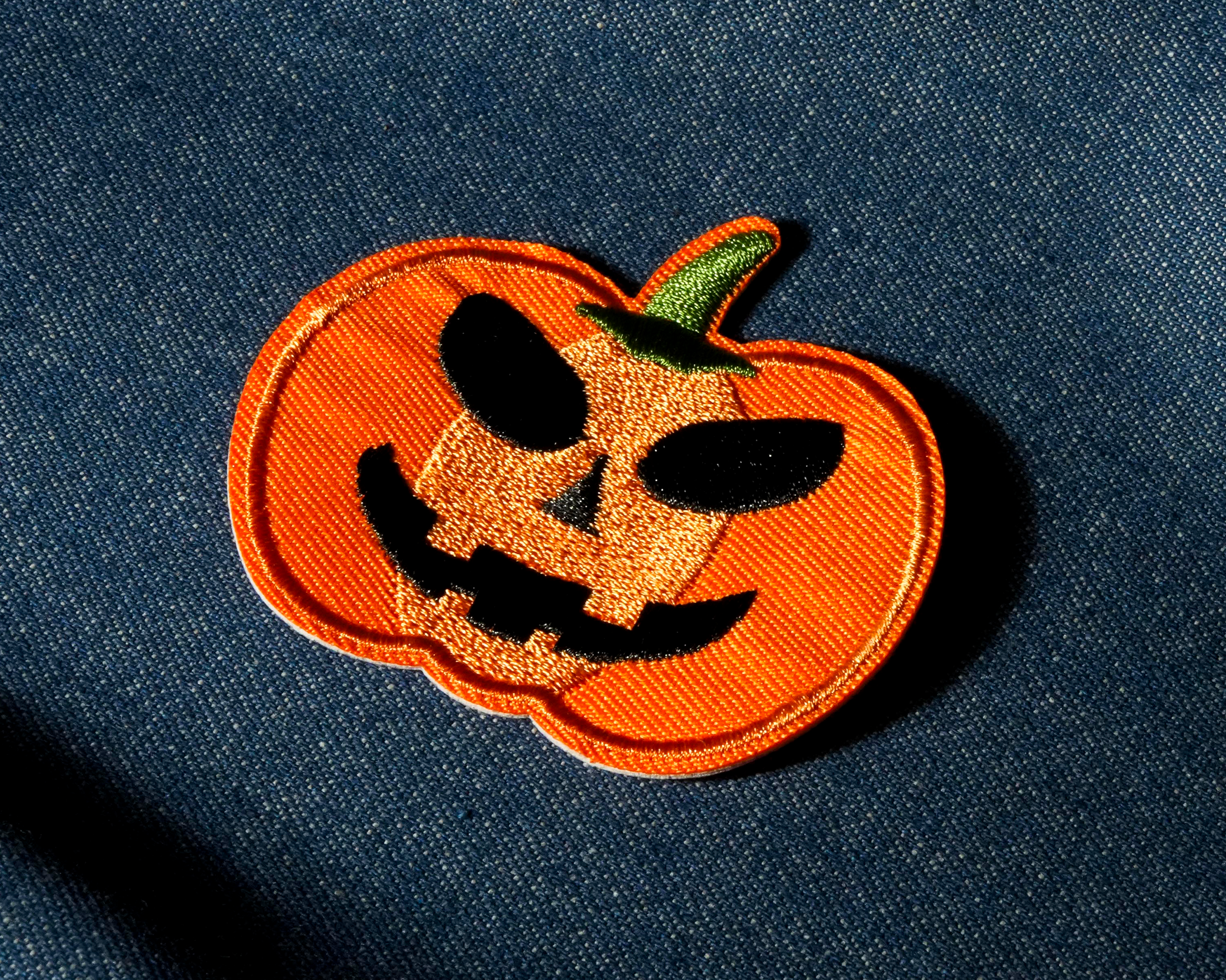 Pumpkin Halloween Embroidery Patch Iron On (7 x 6cm)