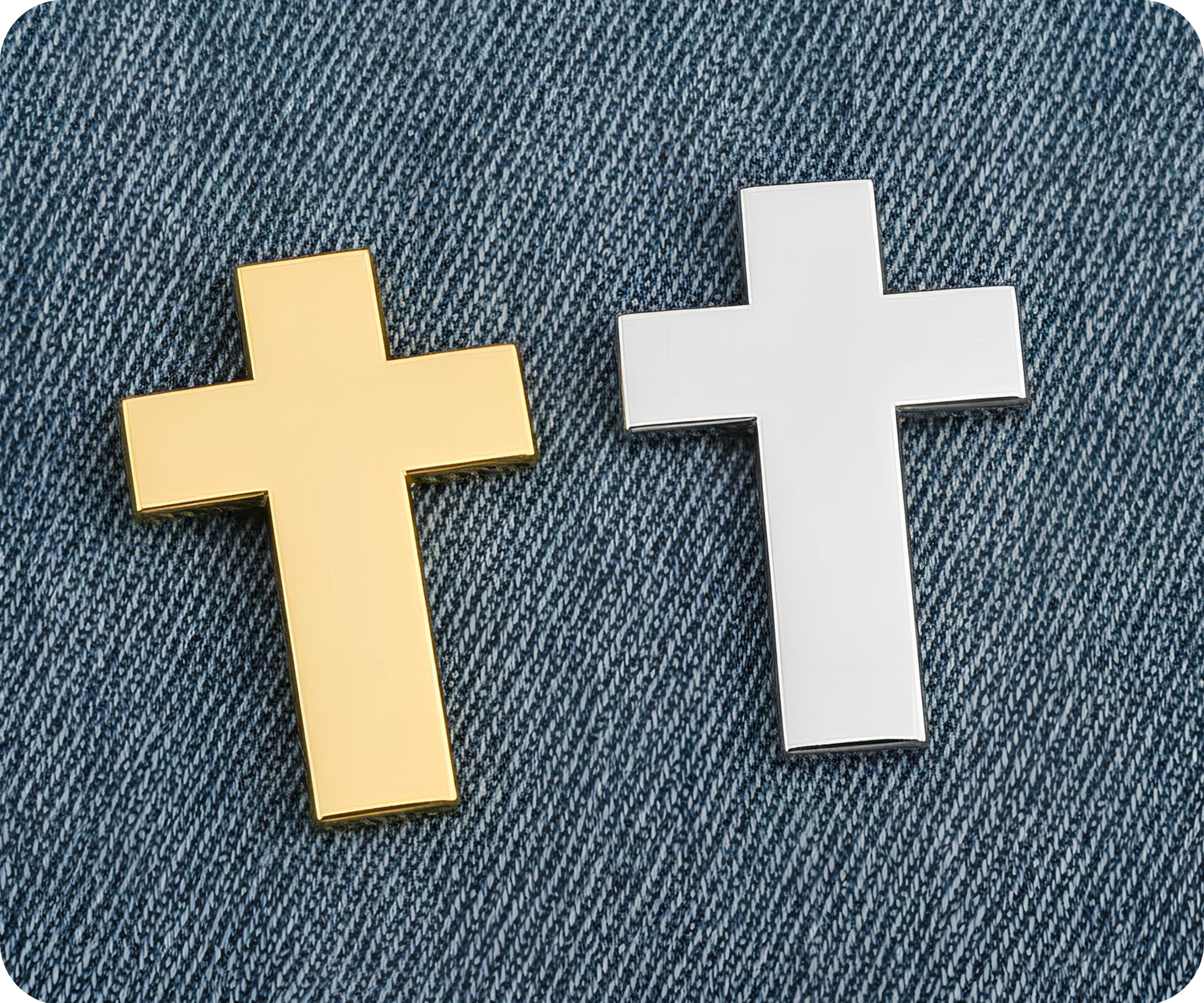 Pin con forma de cruz cristiana
