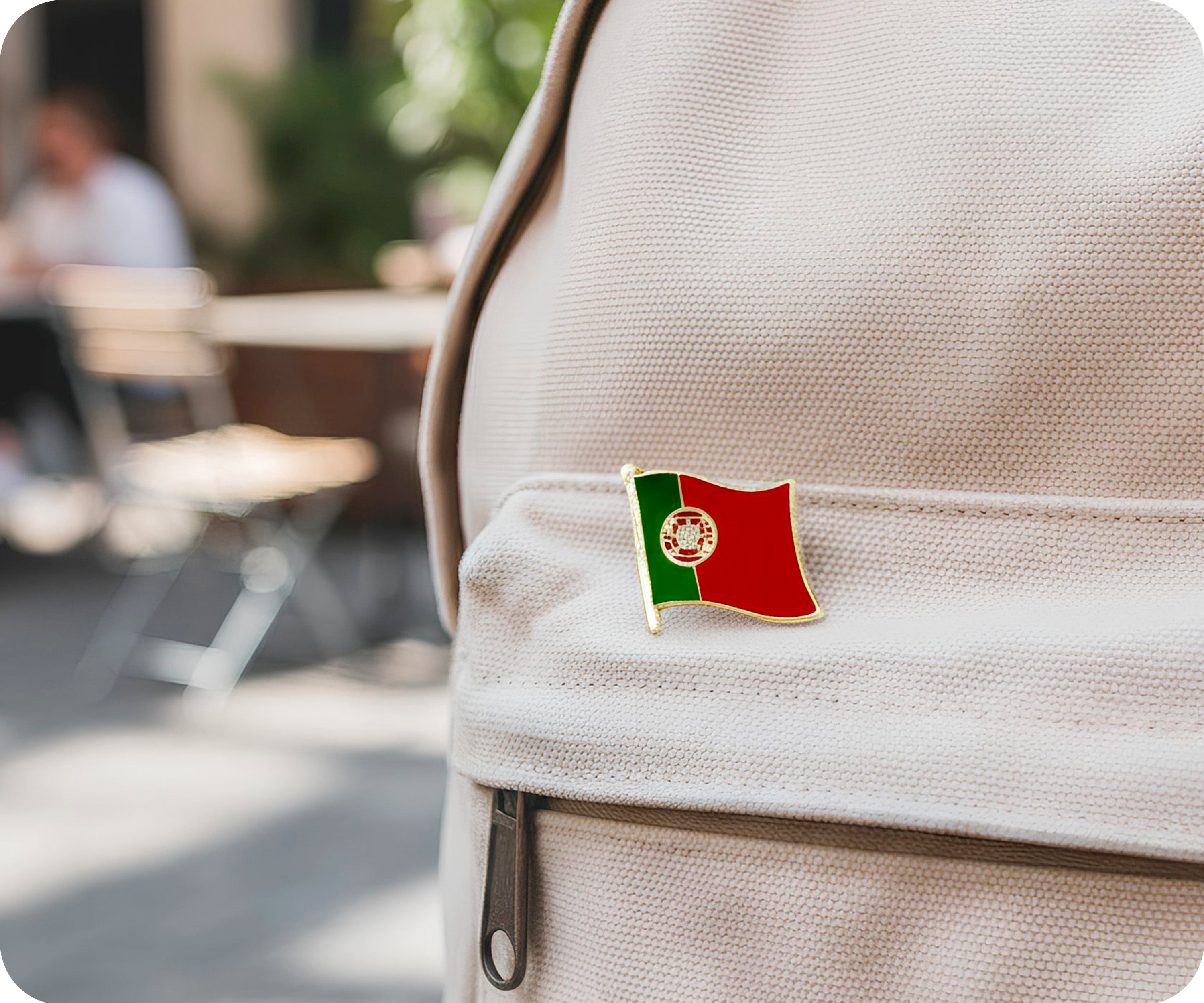 Pin con la bandera de Portugal