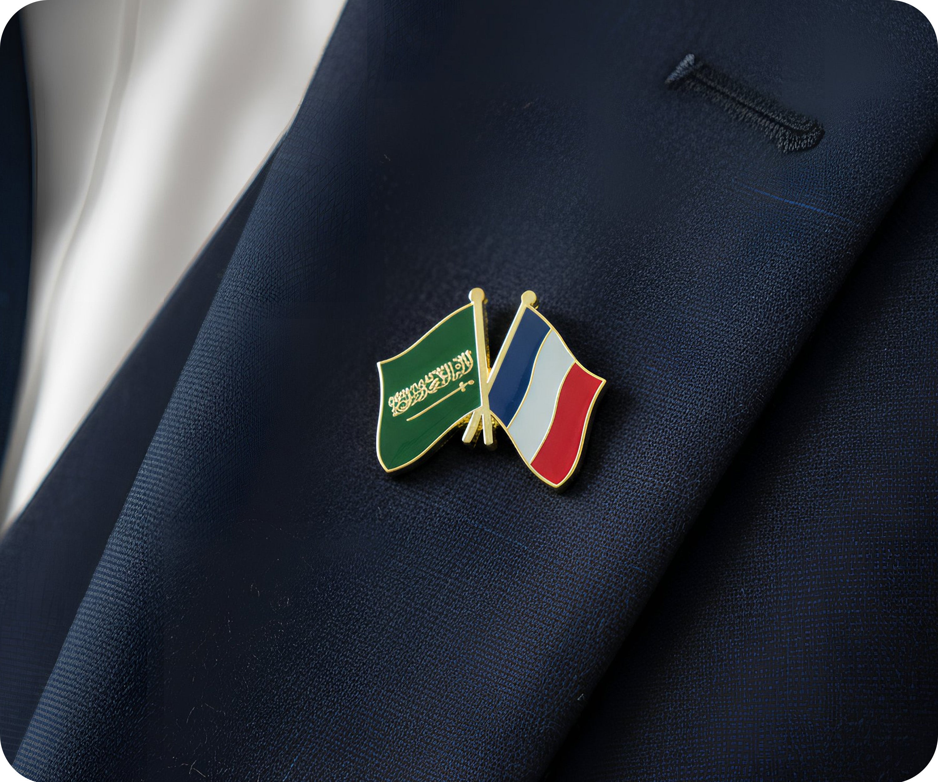Saudi Arabia & France Friendship Pin Badge
