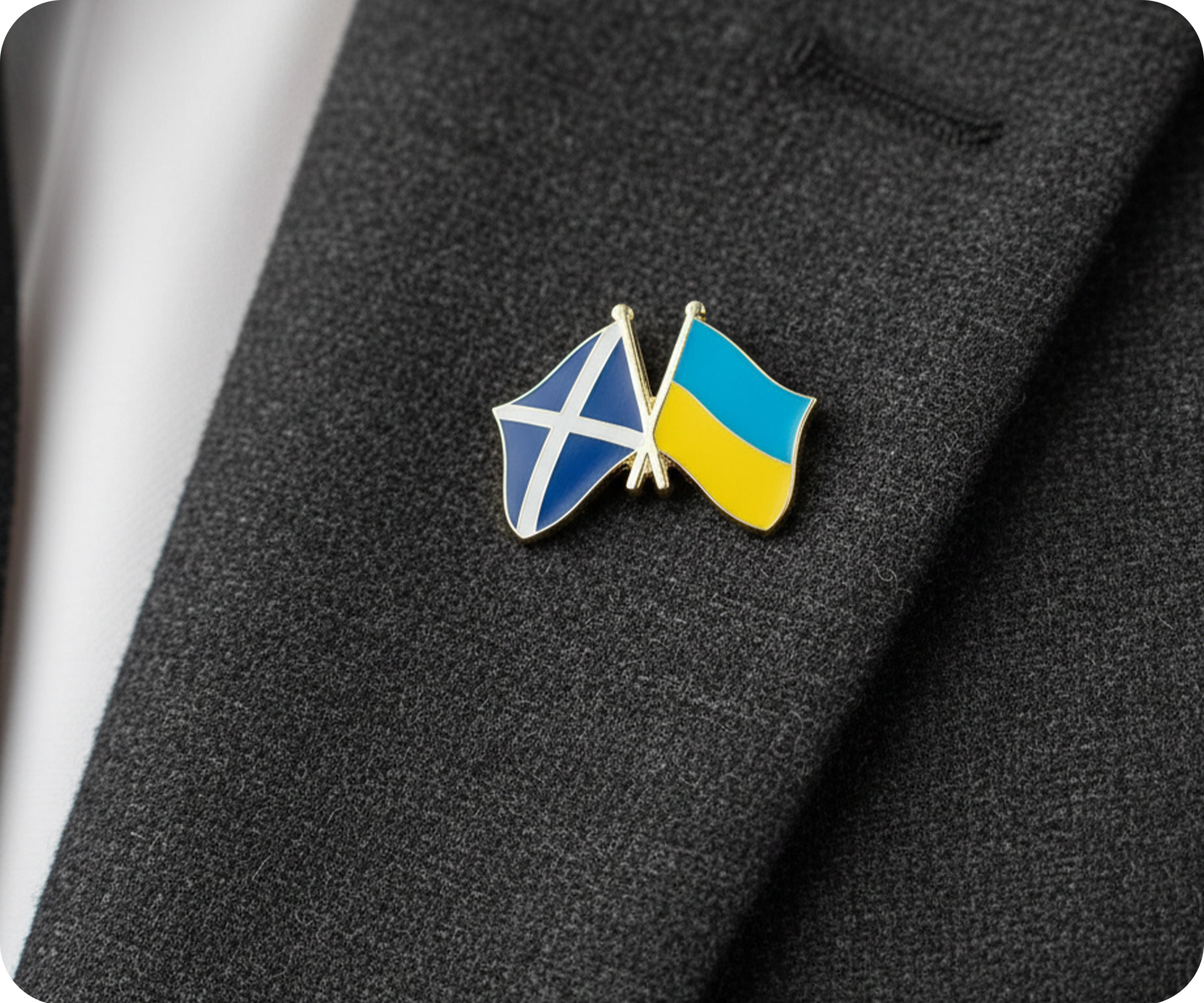 Scotland & Ukraine Friendship Pin Badge