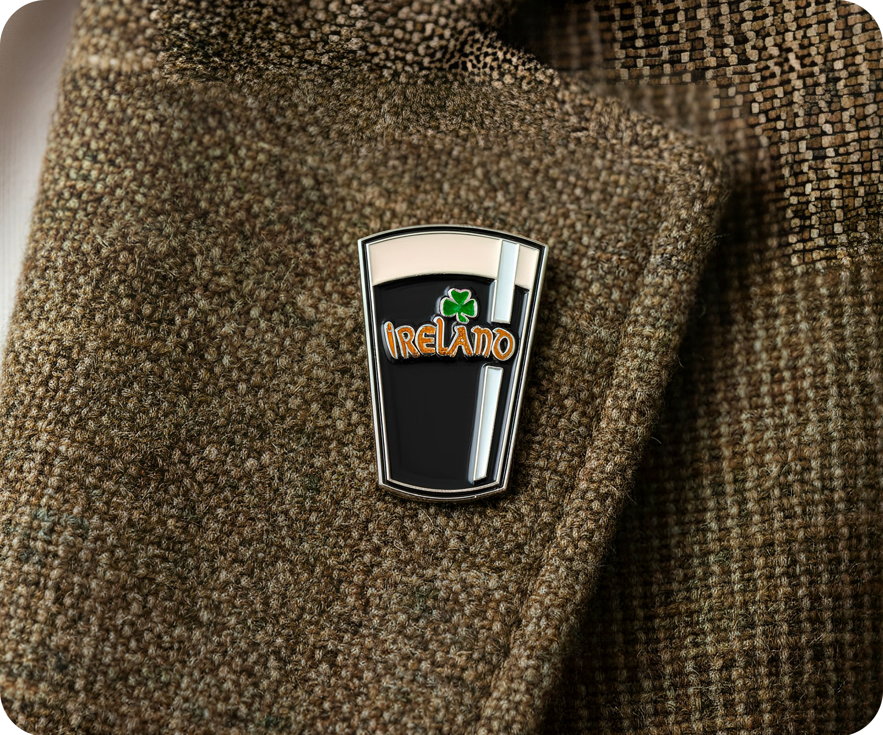 Irish Ireland Beer Pin Badge Secondary image
