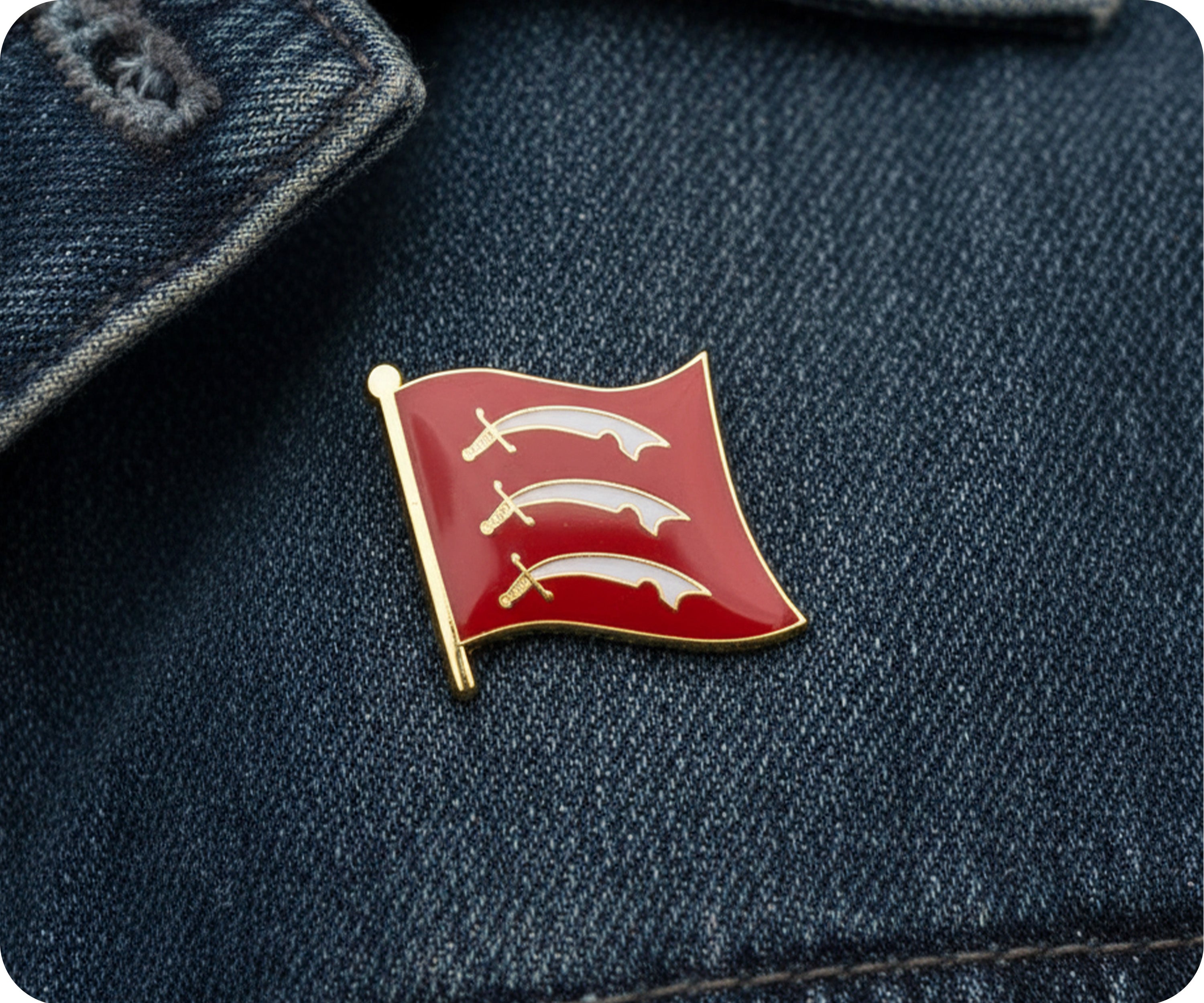 Essex County Flag Pin Badge Secondary image