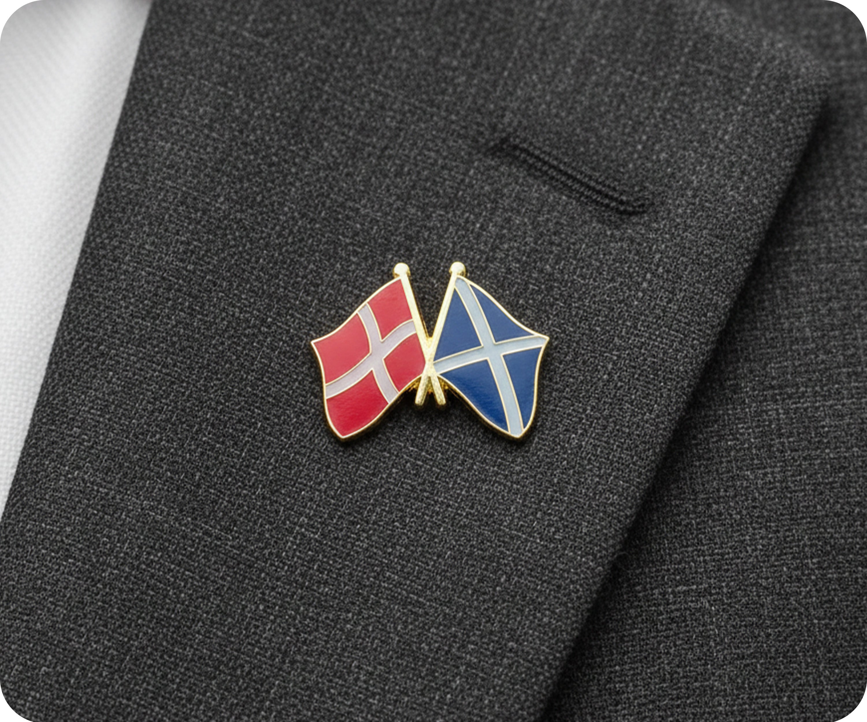 Denmark & Scotland Friendship Pin Badge