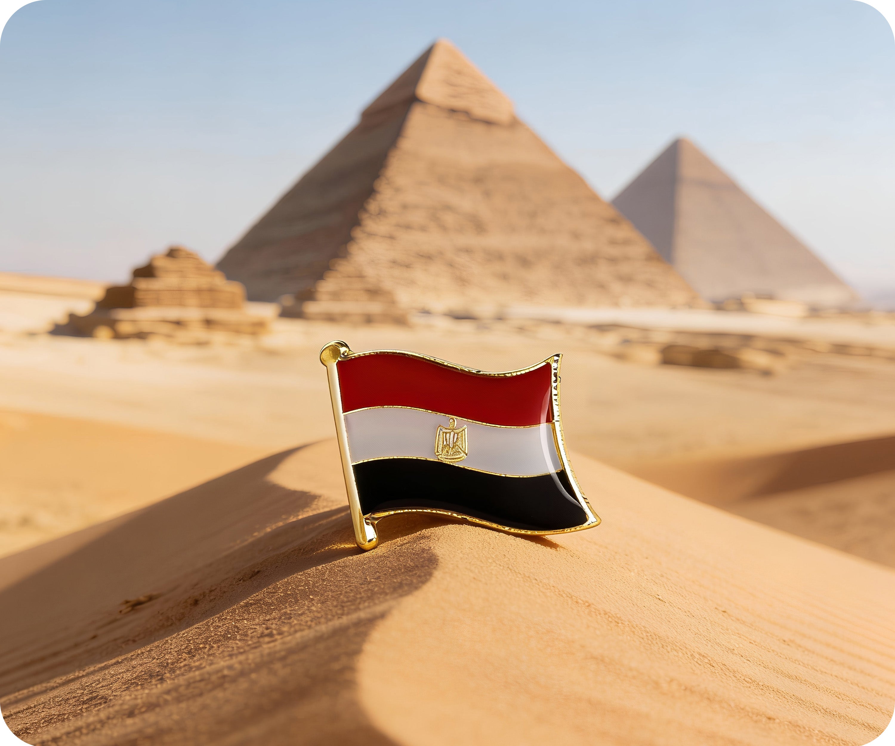 Egypt Flag Pin Badge Secondary image