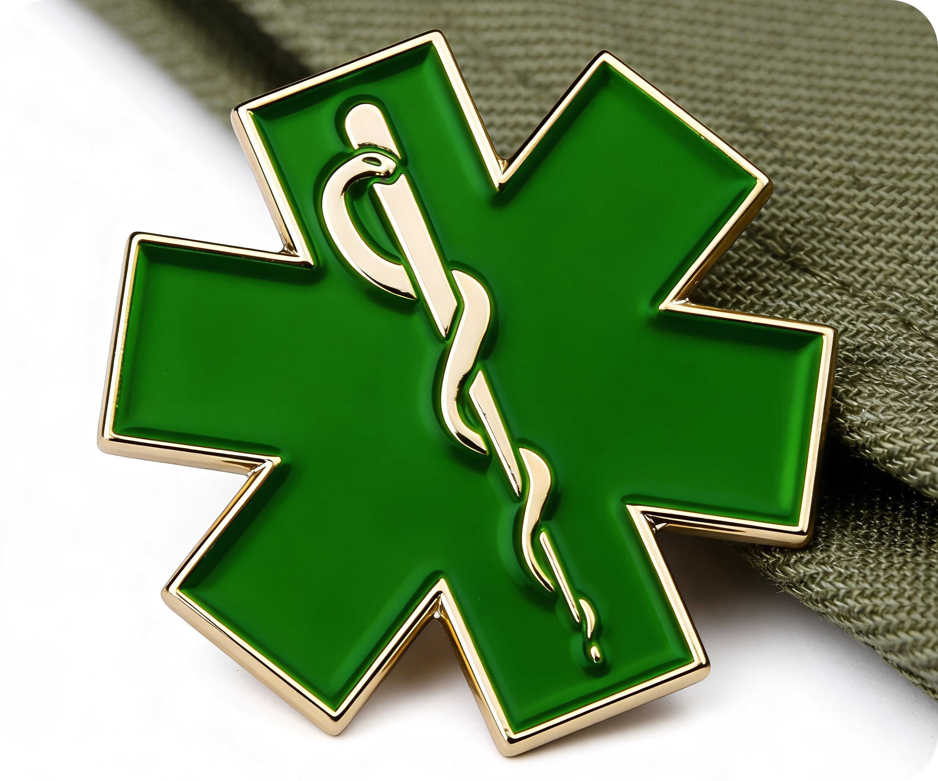 Green Medical Ambulance Star Pin Badge