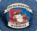 Mas Que Resolver Yo Complicit Hamster Pin Badge