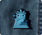 Statue of Liberty Cat Kittens Funny Pin Badge
