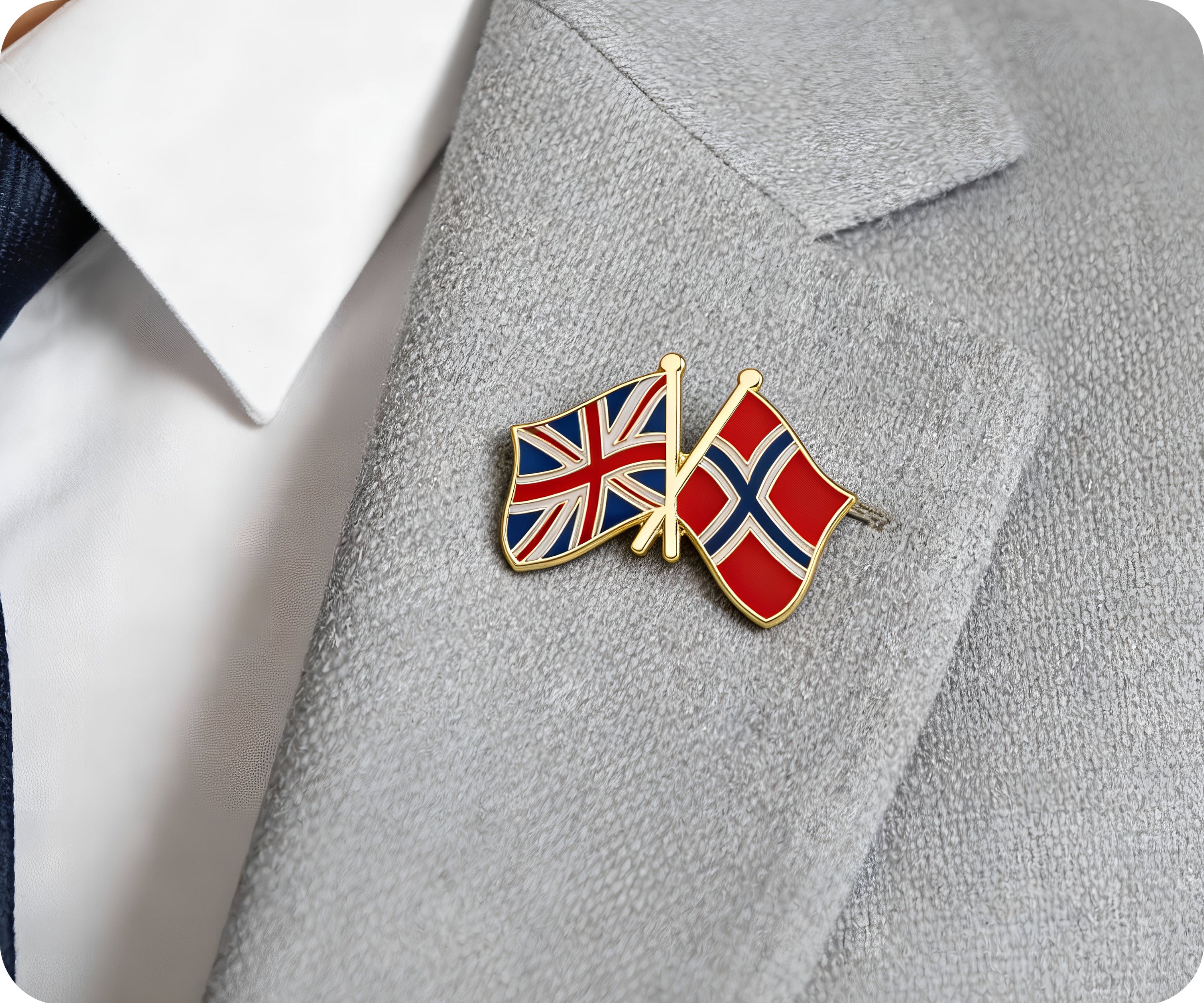 United Kingdom & Norway Friendship Pin Badge