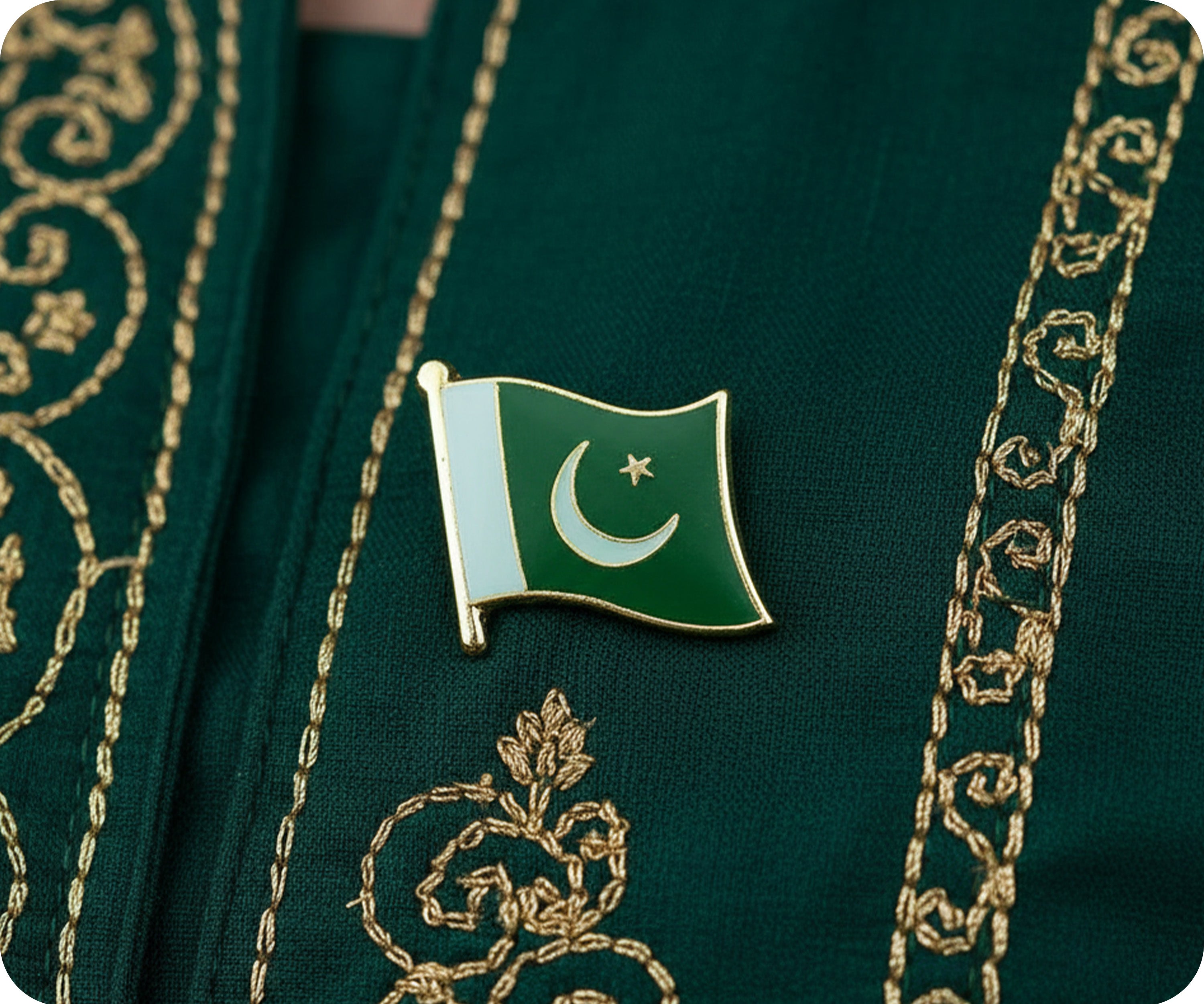 Pakistan Flag Pin Badge Secondary image