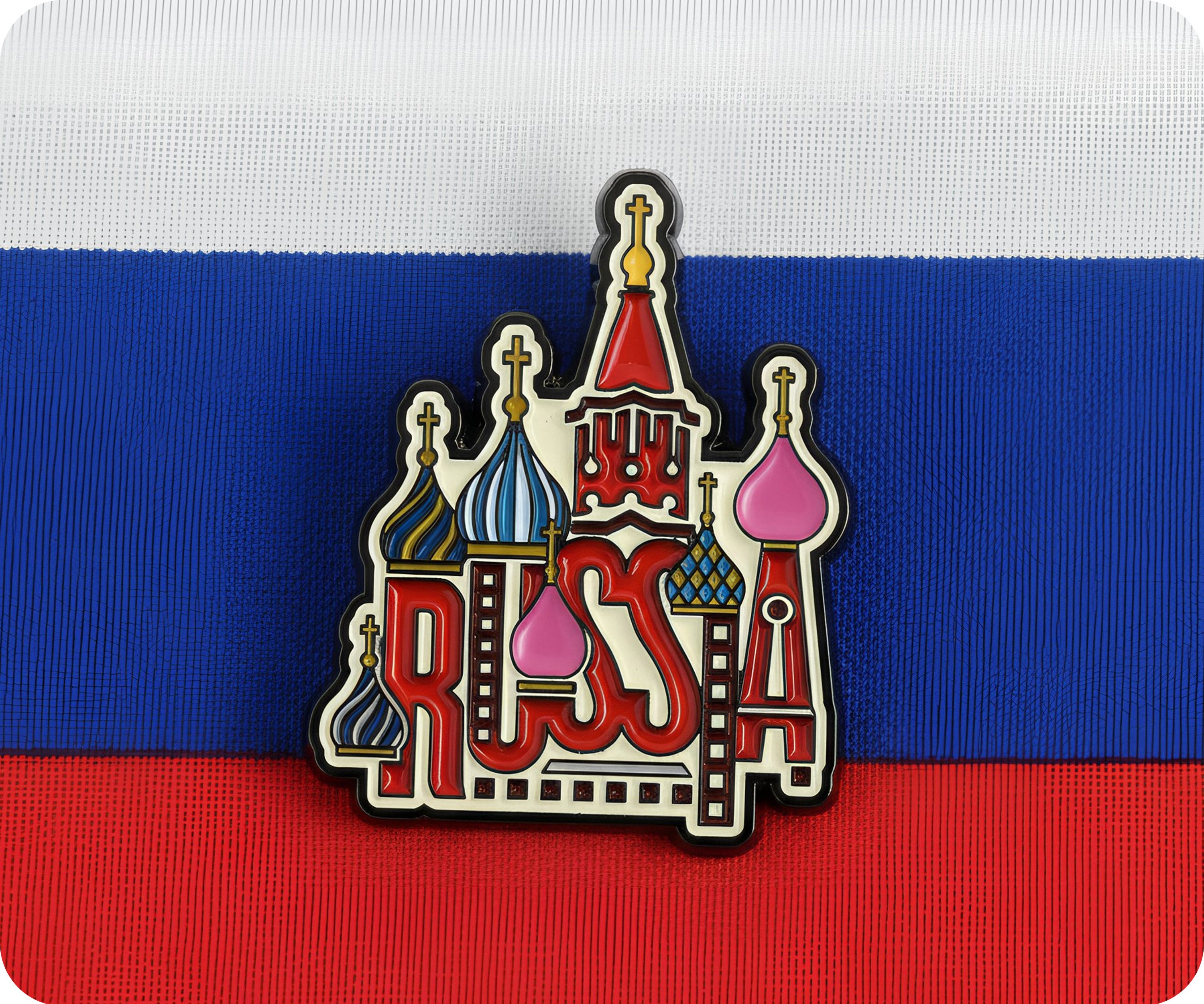 Moscow Kremlin Russia Tourist Pin Badge Secondary image