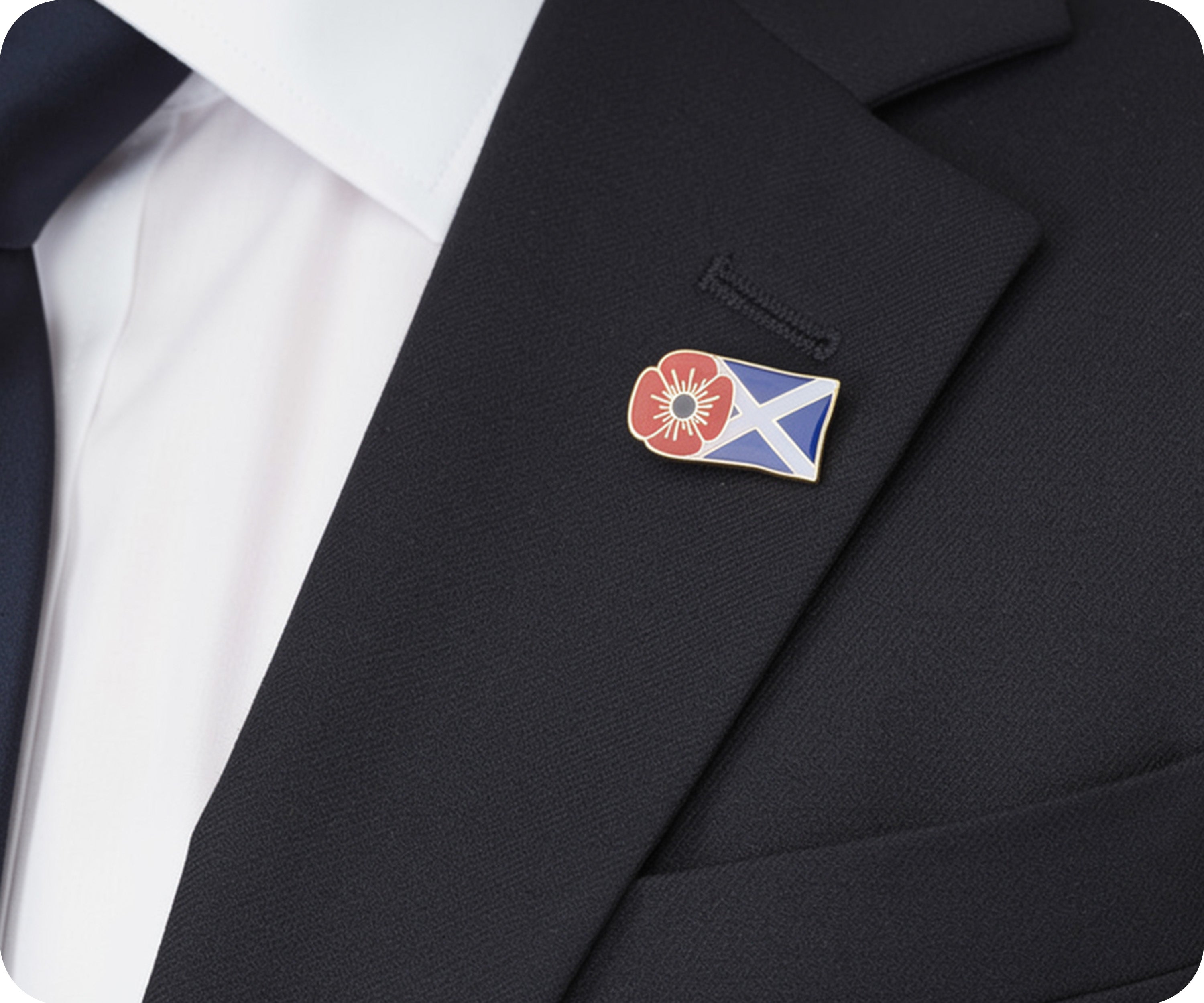 Poppy & Scottish Flag Pin Badge