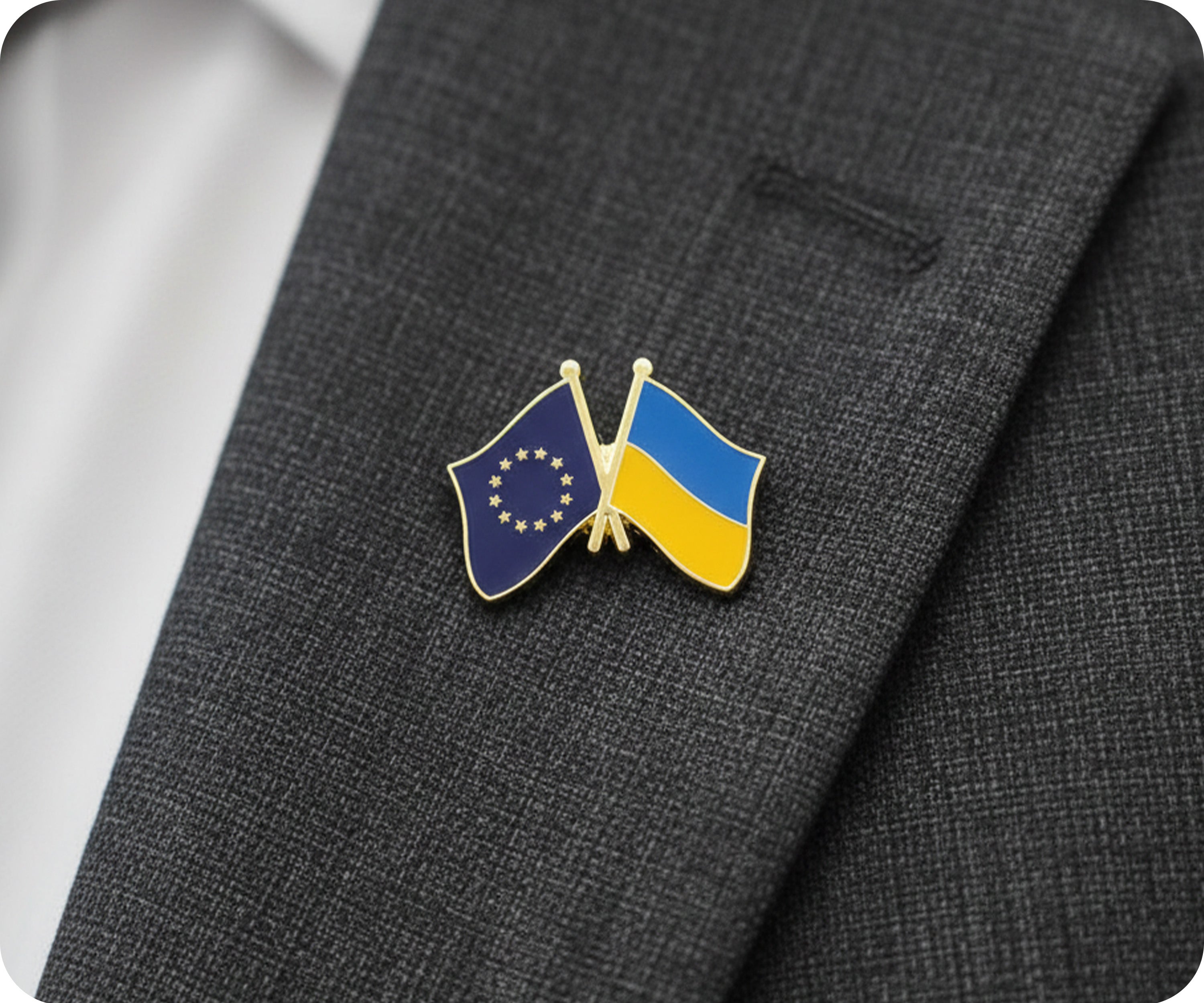 European Union & Ukraine EU Friendship Pin Badge