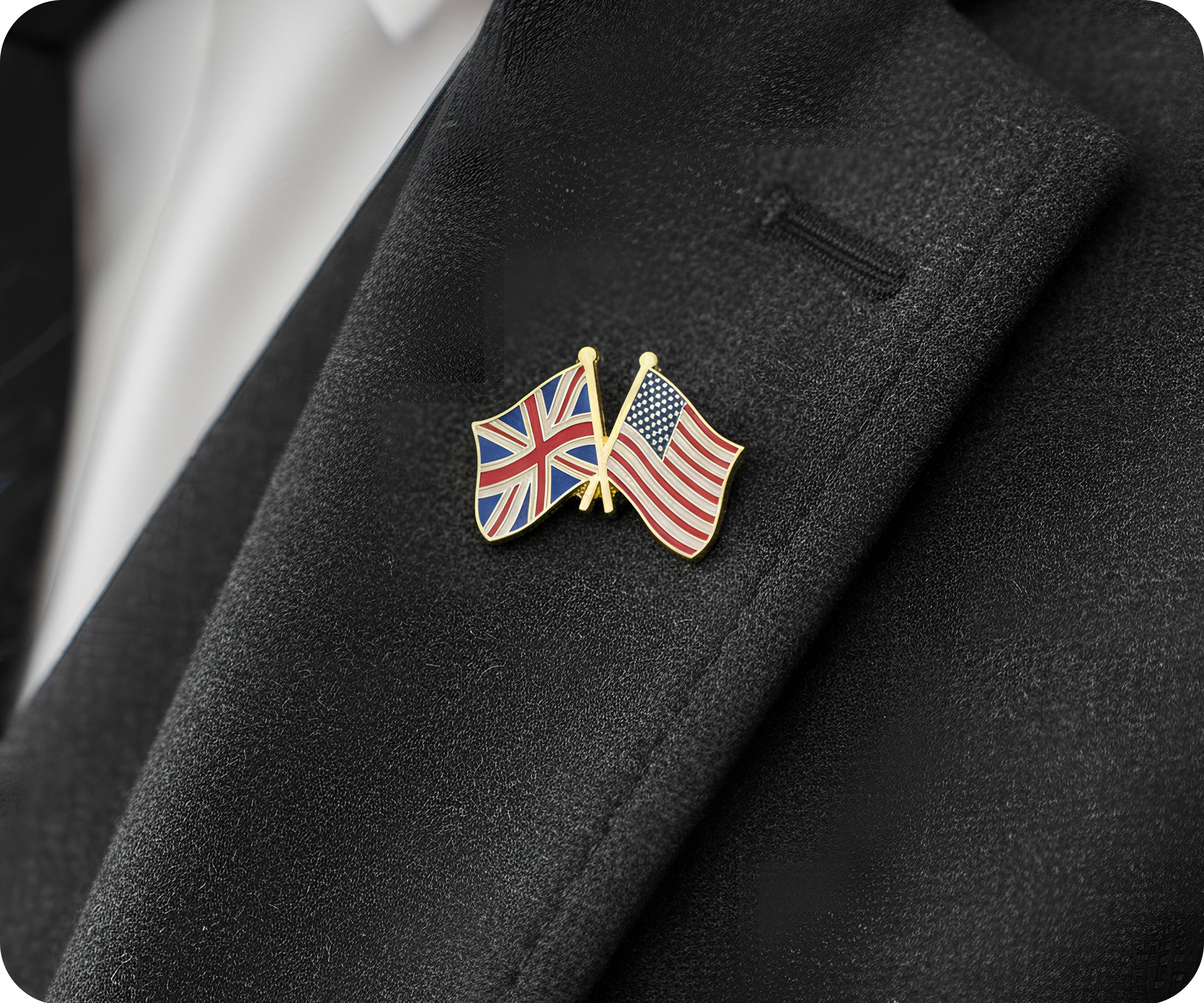United Kingdom UK & USA Friendship Pin Badge Secondary image