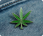 Green Leaf Weed Pin Badge